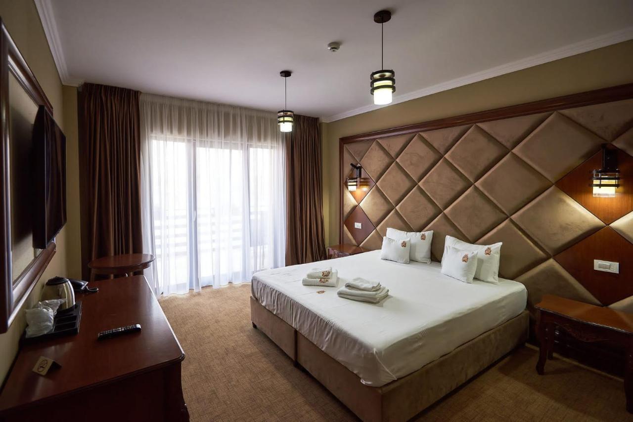 Hotel Adriano Braila Exterior photo