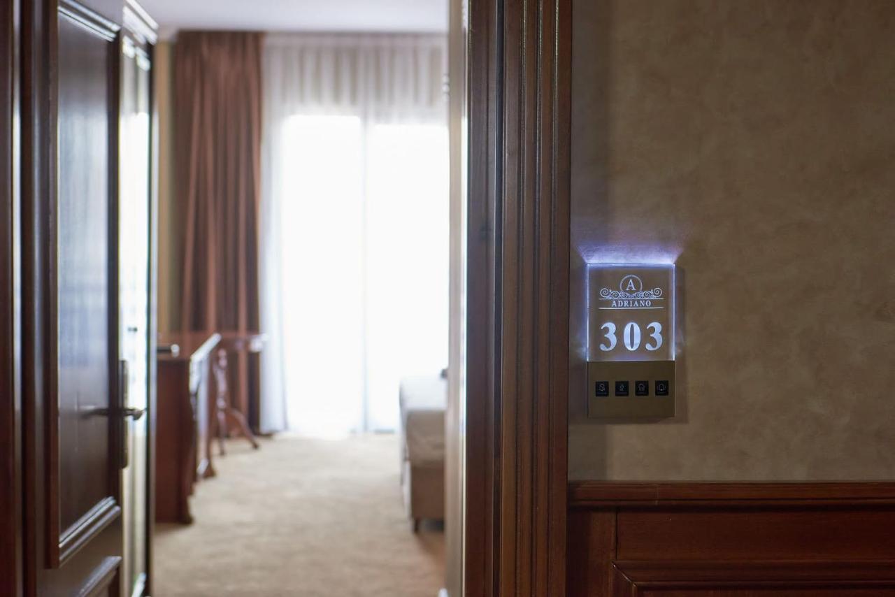 Hotel Adriano Braila Exterior photo